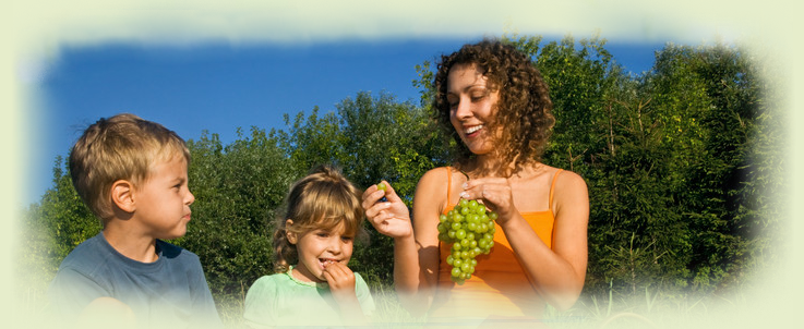 MomWGrapes5